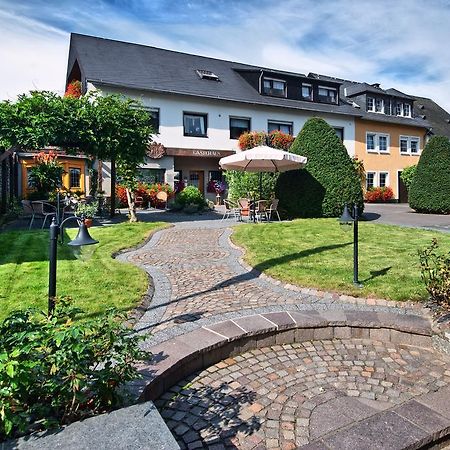 Wein & Gastehaus Hermeshof Hotel Trittenheim Eksteriør billede