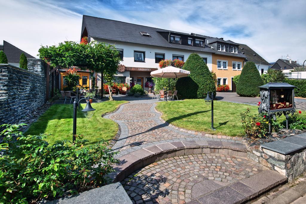 Wein & Gastehaus Hermeshof Hotel Trittenheim Eksteriør billede