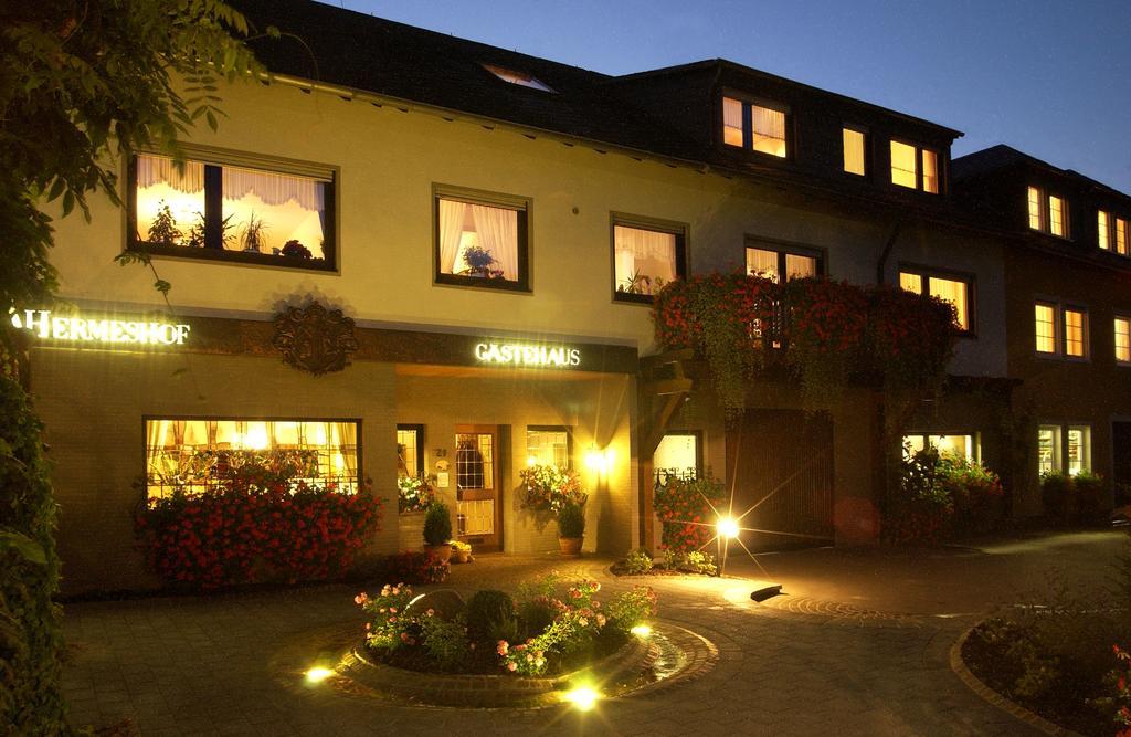 Wein & Gastehaus Hermeshof Hotel Trittenheim Eksteriør billede