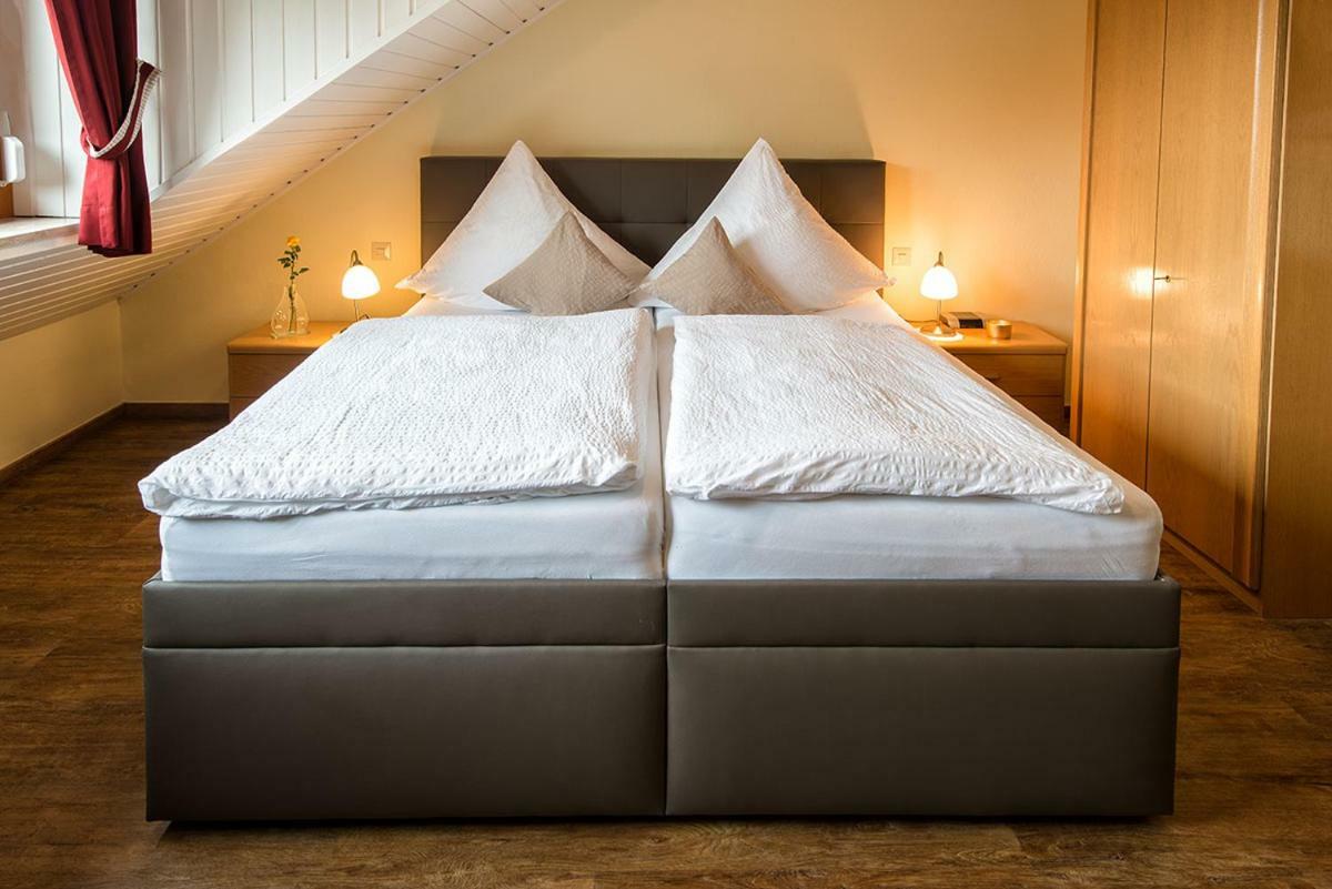 Wein & Gastehaus Hermeshof Hotel Trittenheim Eksteriør billede